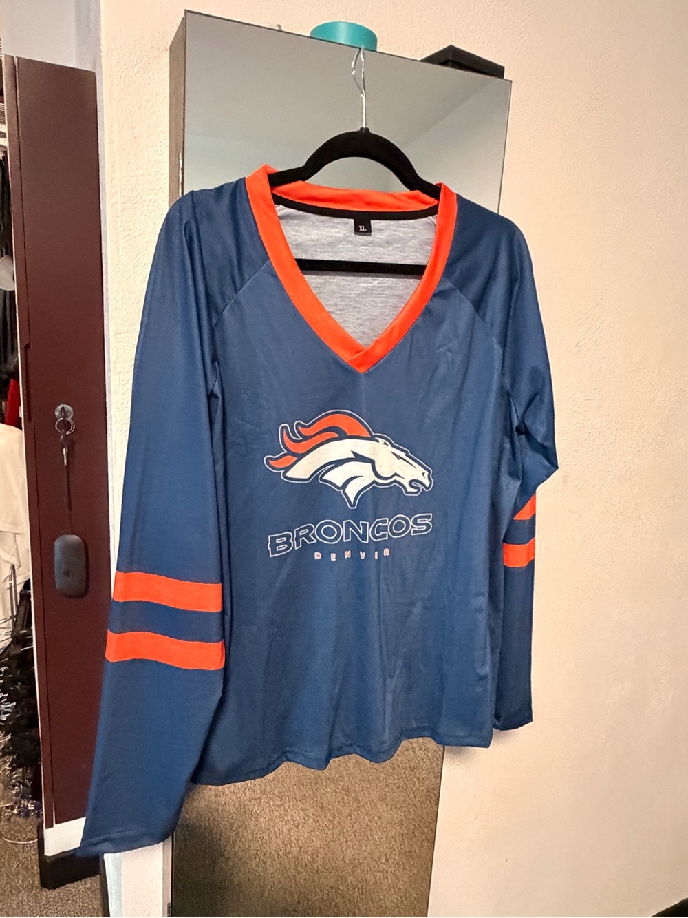 Denver Broncos Navy & Orange Long-Sleeve V-Neck Top